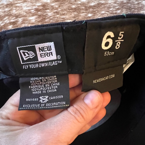 New Era Atlanta Braves Dark Blue Red Fitted Hat Cap 6 5/8 - Picture 3 of 9